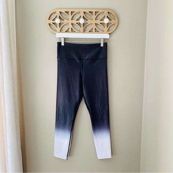 ZYIA Metallic Ombre Light N Tight Hi-Rise Leggings Black/White Sz 6-8 - Picture 1 of 8